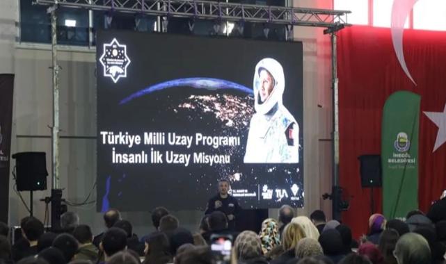 Astronot Alper Gezeravcı Bursa İnegöl’de öğrencilerle buluştu