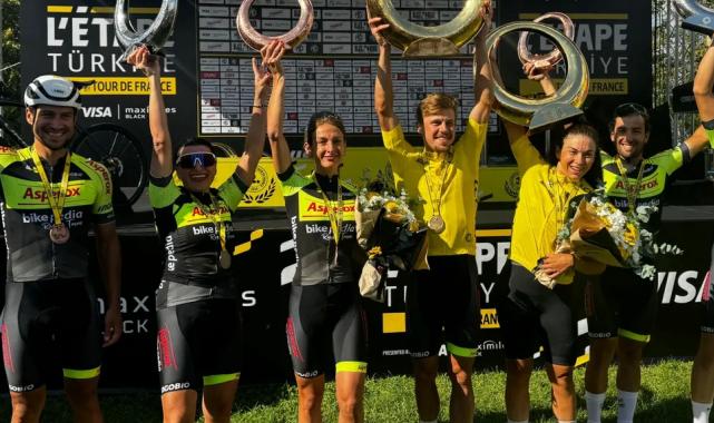 Bisiklet takımı yıl boyunca başarıya pedalladı