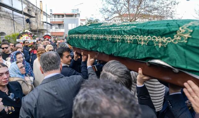 Bolu yangınında hayatını kaybeden Suyolcu ailesi İzmir’de defnedildi