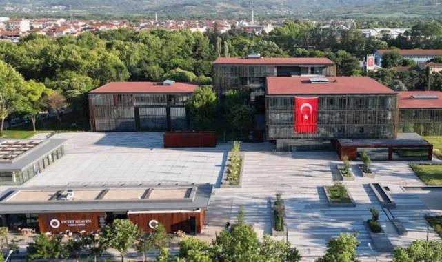 Bursa İnegöl’de yeni hizmet binasıyla Türkiye’de ilke imza attı