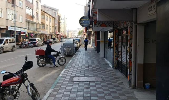 Bursa Karacabey’de kaldırım işgalleri son buldu