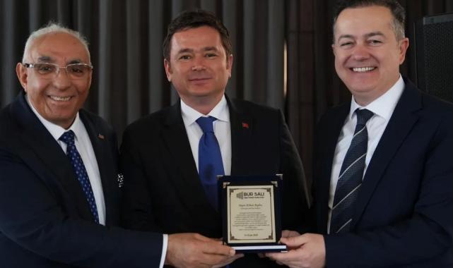 Bursa Osmangazi’de Başkan Aydın iş insanları ile buluştu