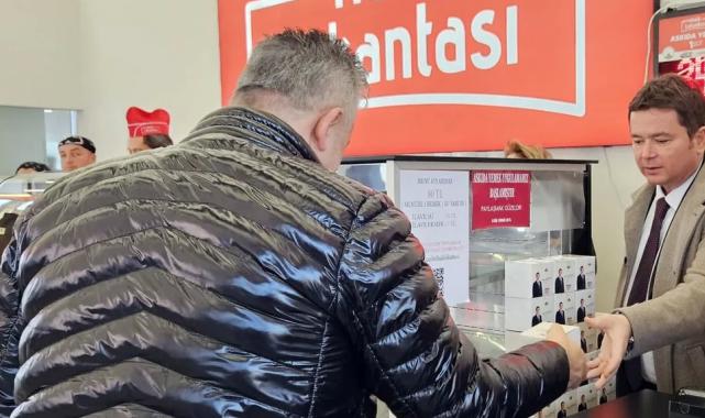 Bursa Osmangazi’de kandil simitleri Başkan Aydın’dan