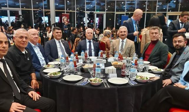 Bursa’da Başkan Bozbey gazetecilerle buluştu