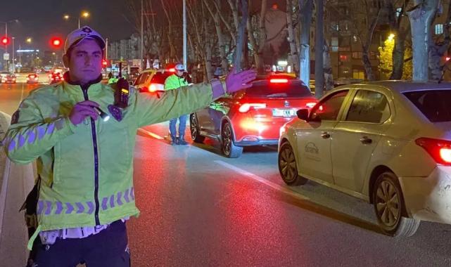 Bursa’da eski yılın son, 2025’in ilk saatlerinde denetimler hız kesmedi