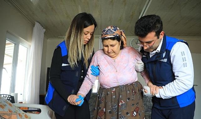 Büyükşehir’in Fizyoterapistleri ile Hastalar Yeniden ‘Hissediyor’