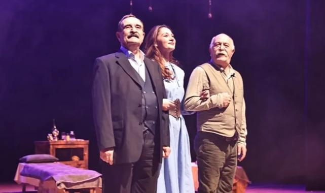 Denizli’de Nazım Hikmet tiyatro sahnesinde hayat buldu