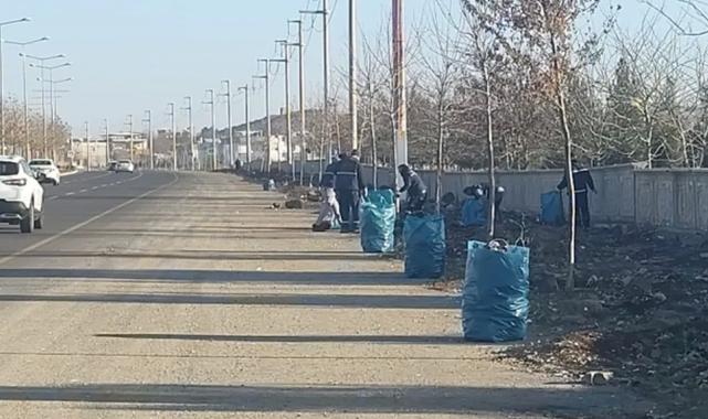 Diyarbakır kent girişlerinde temizlik çalışması