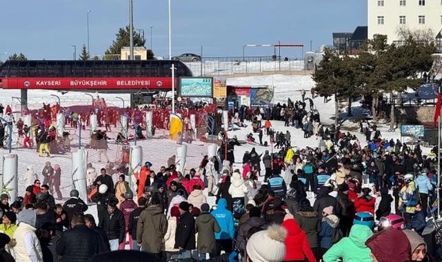 Erciyes Kayak Merkezi doldu taştı!