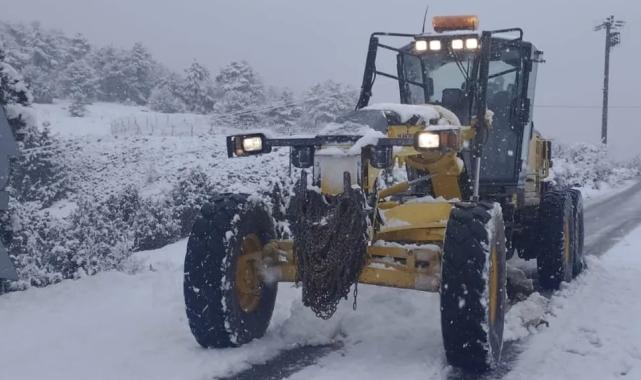 Eskişehir kırsalında kar mesaisi