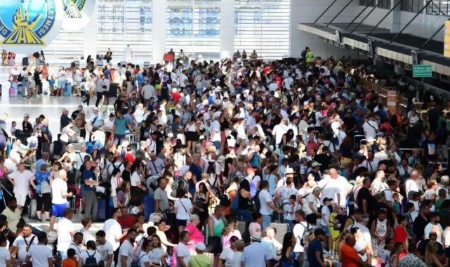 Havada yolcu ve personele sıkı takip!