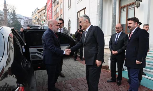 İçişleri Bakan Yardımcısı Bursa’da… Valilikte halef-selef buluşma