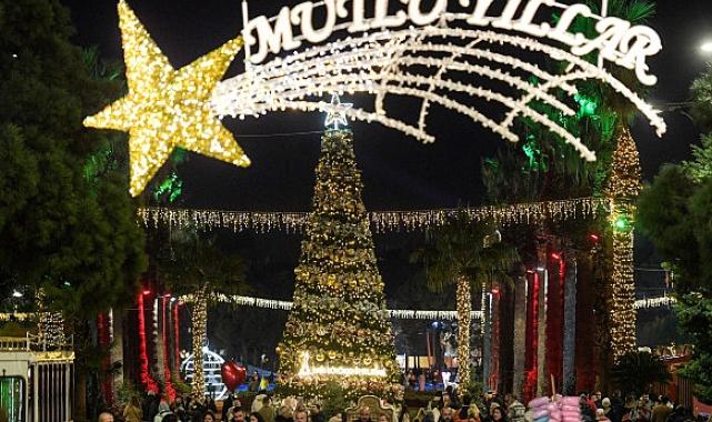 İzmir 2025’i Kültürpark’ta coşkuyla karşıladı