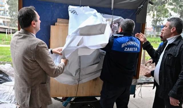 İzmir Bornova’da viyadükaltı pazaryerine düzenleme