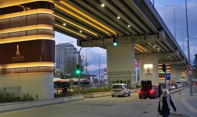 İzmir otogarı ışıl ışıl