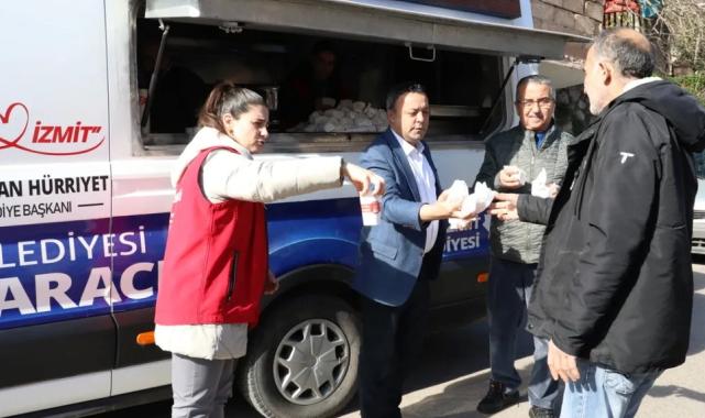 İzmit Belediyesi, Köprübaşı Camii cemaati ile buluştu