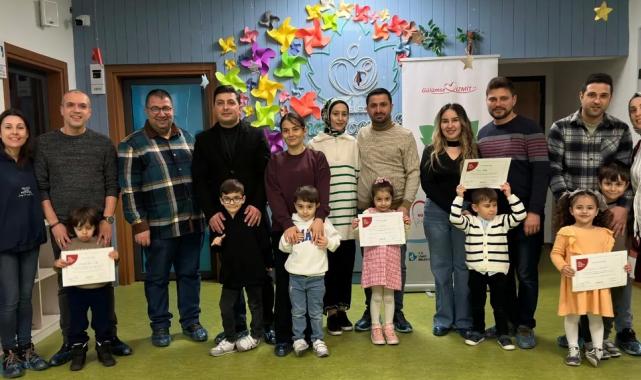 İzmit’te babalara sertifikaları teslim edildi