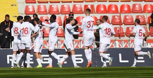 Kayserispor 0-1 Samsunspor (Maç Sonucu) Samsun’a 3 puan 1. dakikada geldi!