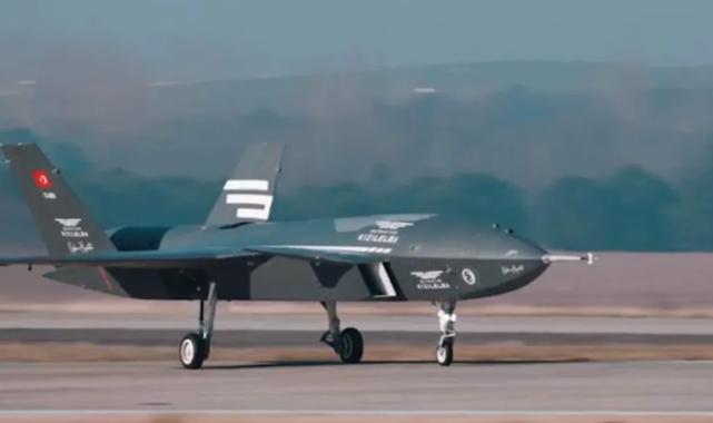 KIZILELMA’dan başarılı bir uçuş daha