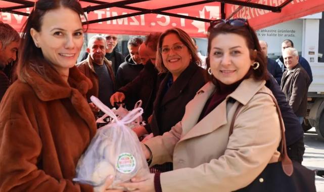 Kocaeli İzmit Belediyesi, mantar dağıtımına devam ediyor