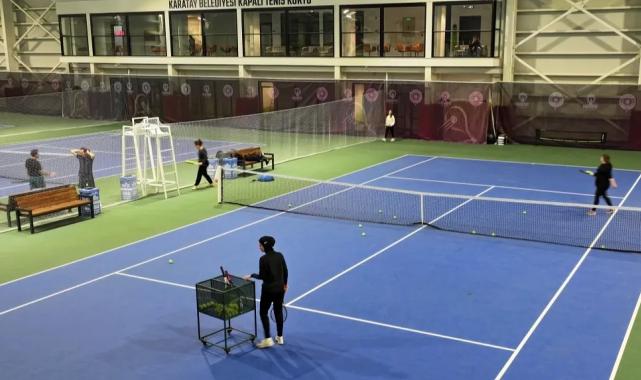 Konya Karatay tenis tutkunlarının yeni mekanı oldu