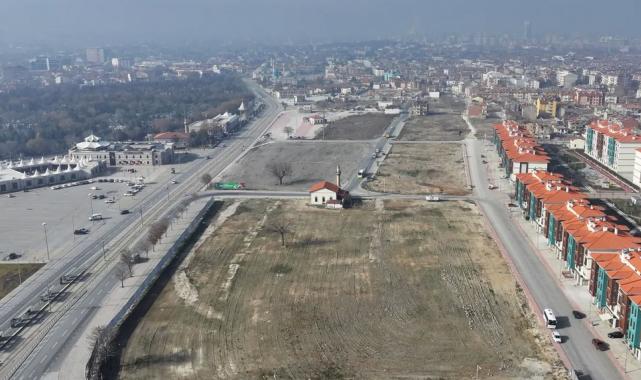 Konya’nın kalbinde yükselen tarihi projeye yakın mercek
