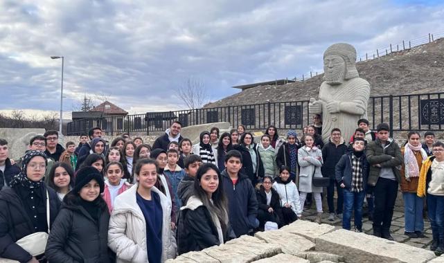 Malatya’da gençlere kültür bilinci aşılanıyor