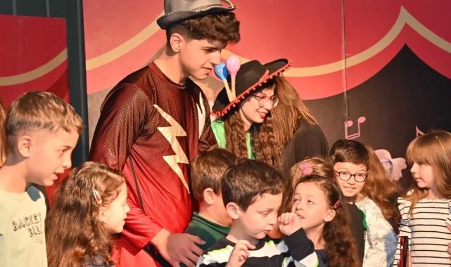 Manisa Büyükşehir’den çocuklara yarıyıl hediyesi