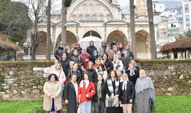 Manisa Büyükşehir’den Demircili kadınlara kültür turu