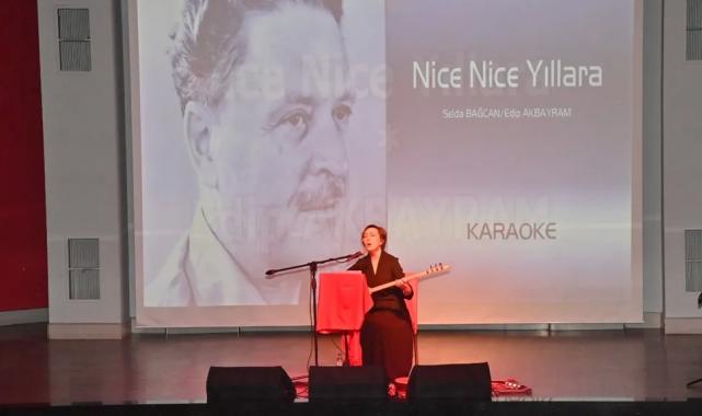 Manisa’da Nazım Hikmet şarkılarla anıldı