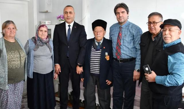 Manisa’daki Kore Gazileri’ne Büyükşehir’den ziyaret