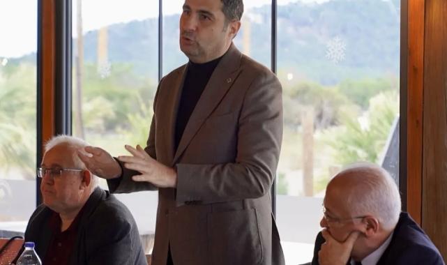 Muğla Ortaca’da Başkan Tezcan muhtarlarla buluştu