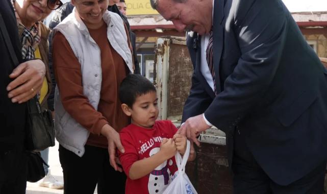 Portakal dağıtımları Güllük ve Boğaziçi’nde devam etti