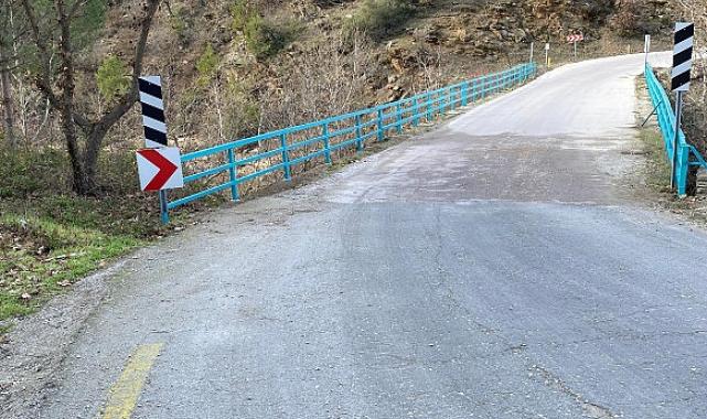 Salihli ve Alaşehir’de Köprü Korkulukları Yenilendi