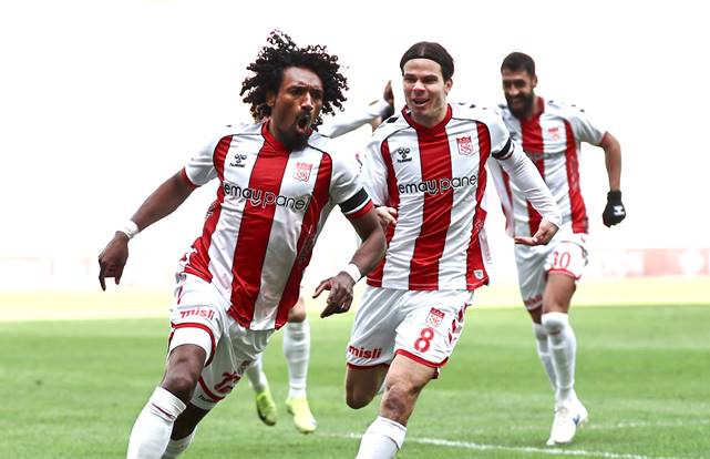Net Global Sivasspor 5-2 Bellona Kayserispor (Maç Sonucu) Yiğidolar evinde farklı kazandı!