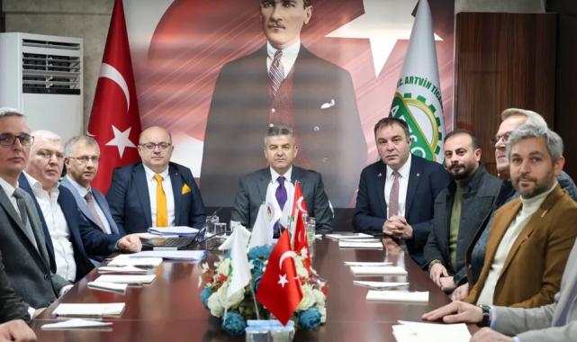 Vali Ergün, Artvin TSO’yu ziyaret etti