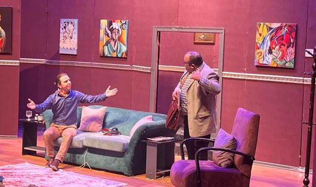 1001 Sanat’ın sahnesi izleyenleri kahkahaya boğdu