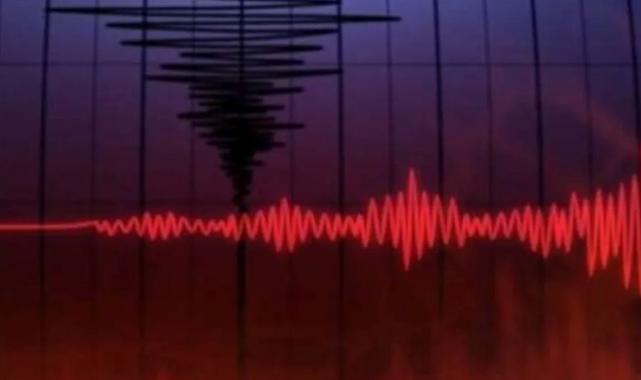 8 saattir Ege Denizi 17 kez, Akdeniz 47kez sallandı!