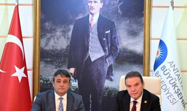 Antalya Büyükşehir’de işçileri sevindiren toplu sözleşme