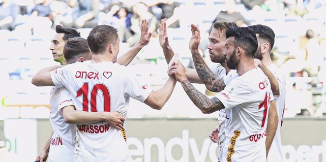 Atakaş Hatayspor 2-3 Onvo Antalyaspor (Maç Sonucu) Gol düellosunda kazanan Antalyaspor!