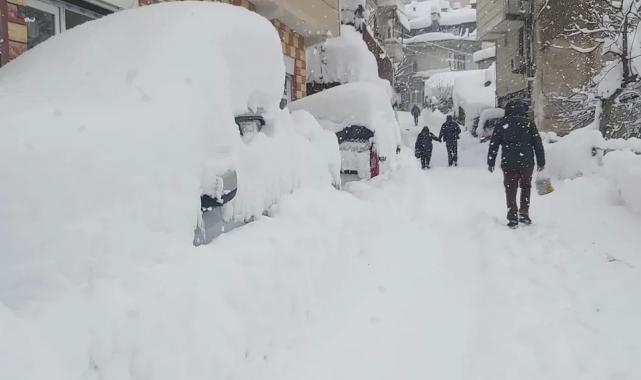 Artvin’de kar 217 köye ulaşımı kesti!