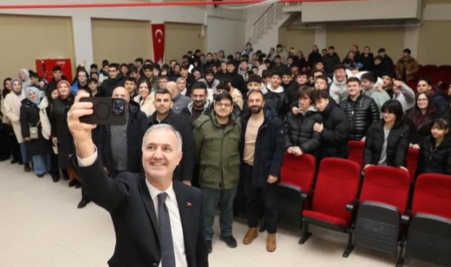 Başkan Taban İnegöl’de gençlerle buluştu