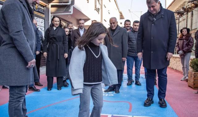 Başkan Tugay Güzel İzmir Hareketi’ni başlattı