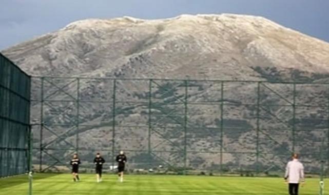 Burdur MAE Üniversitesi Spor Tesisleri ile örnek oluyor