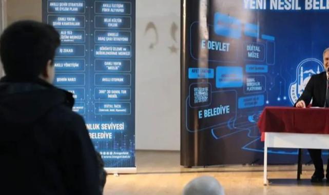 Bursa İnegöl’de Başkan Taban öğrencilerle buluştu