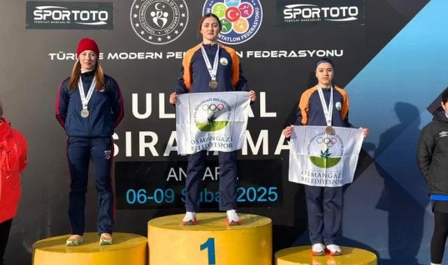 Bursa Osmangazili gençlerinden çifte madalya