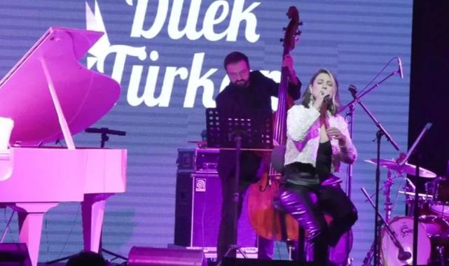 Bursa’da ‘Caz Pazarı’ rüzgarı, Dilek Türkan ile esti