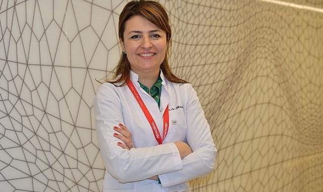 Erken Yaşta Kozmetik Kullanımının 5 Zararına Dikkat!