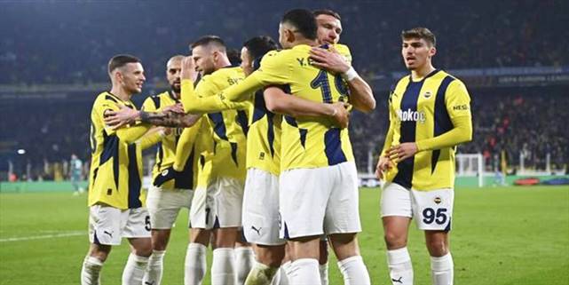 Fenerbahçe 3-0 Anderlecht (Maç Sonucu) Fener tur kapısını araladı!