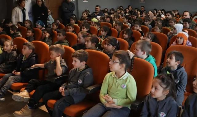 Hakkaniyeli çocuklar İzmit Belediyesi’nin etkinliğinde buluştu